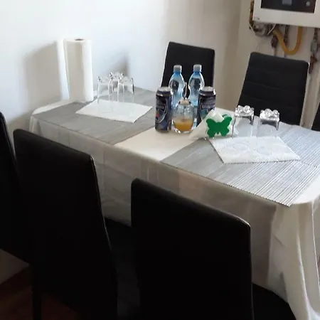 Apartment Apartament Valcea